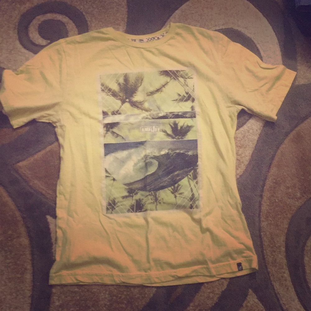 Amplify Men’s Graphic Tee